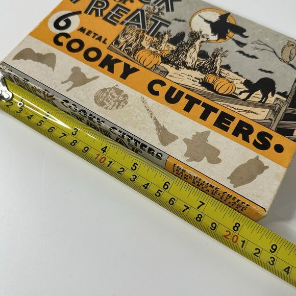 Vtg Halloween Trick Or Treat 6 Metal Cooky Cutters In Box Bat Witch Owl Cat 50s - Picture 16 of 16